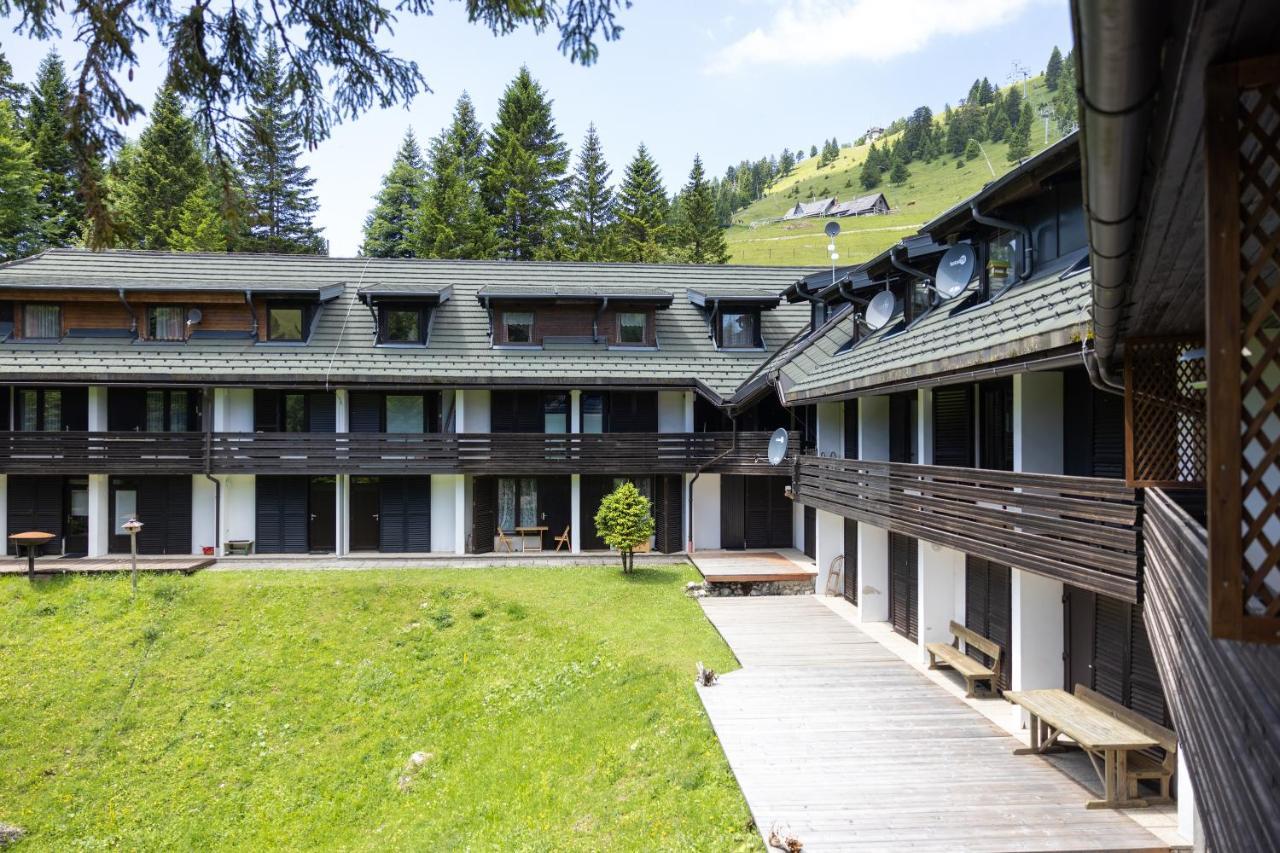 Apartma Krvavec - Cosy Mountain Retreat Cerklje na Gorenjskem Ngoại thất bức ảnh